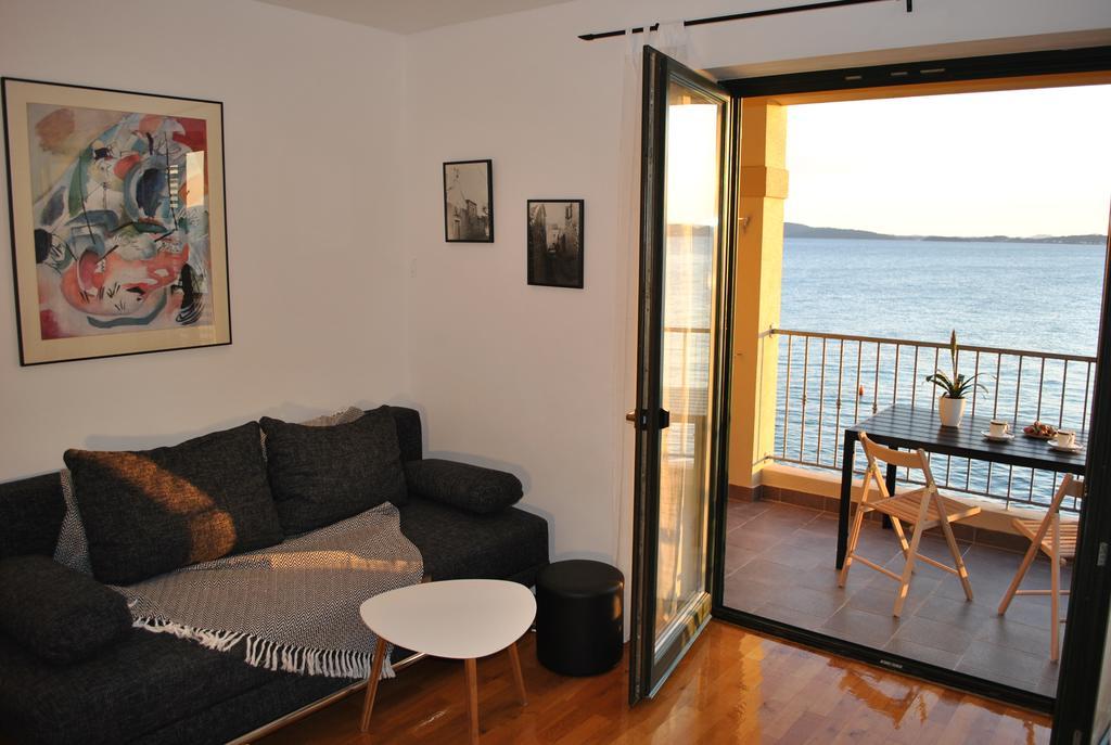 Apartment Cinthija Бибине Екстериор снимка