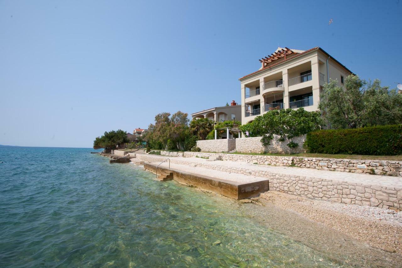 Apartment Cinthija Бибине Екстериор снимка