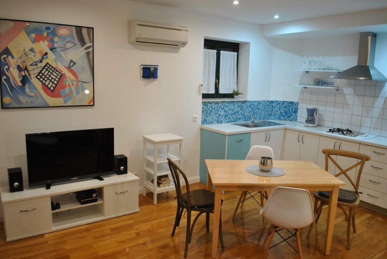 Apartment Cinthija Бибине Екстериор снимка